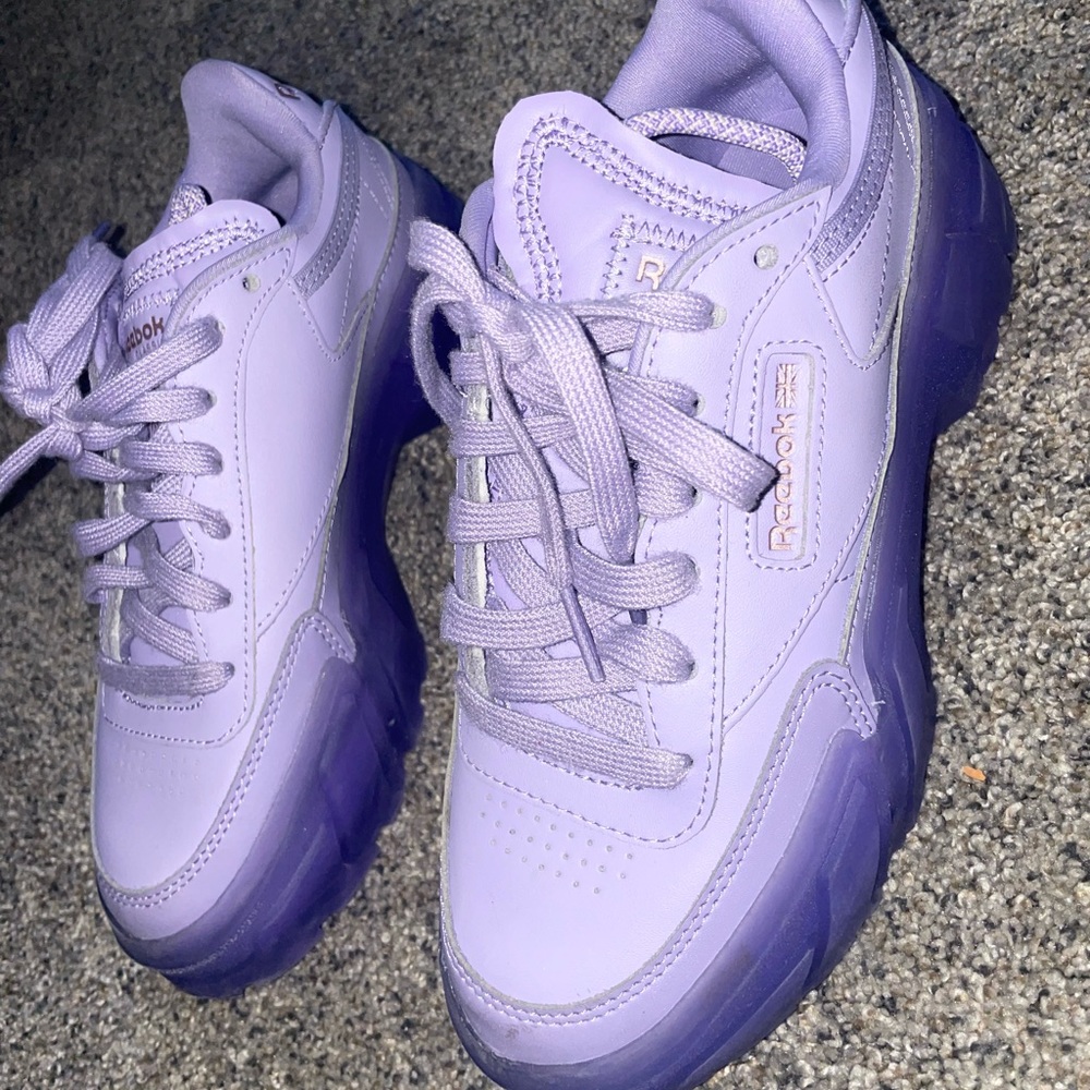 Kid CardiB Reeboks - Picture 2 of 5